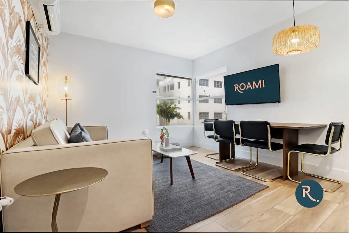 Roami at The Carmela | Vicino alla spiaggia | 2 camere da letto